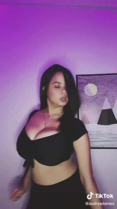Sexy Latina