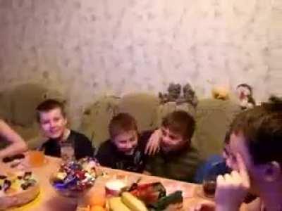 KEYCİBİ ORTAMI SERTTİR.