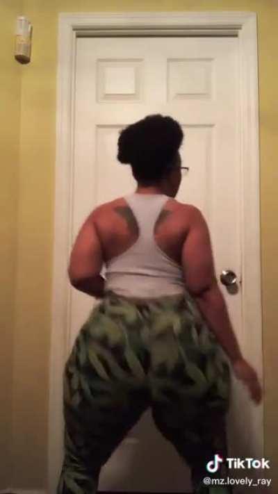 Hypnotizing 🤪🤪🍑💦