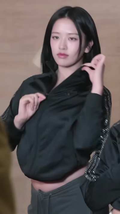 IVE - Yujin