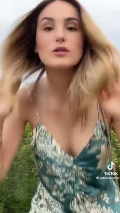 Sofia Dalle Rive tette🍐+lingua👅