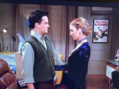 “Friends” with this filter just hits different