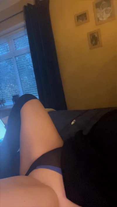 I (F45)eel I need you here, when can that be?