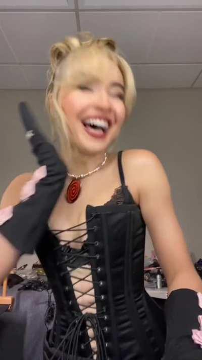 black outfit from because i liked a boy