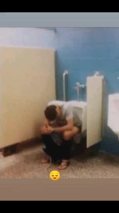 Yo despues de enterarme que el golem de cobre perdio: