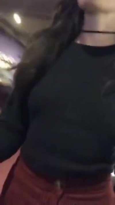 Flashing in the restaurant [GIF]