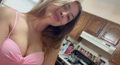 Me Waiting For You To Come Cheat With Me 