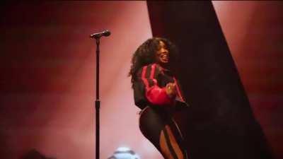 SZA (@sza)