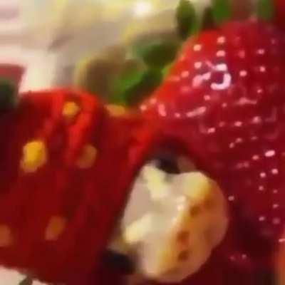 I forgot where I found this clip. But it's too cute.