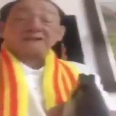 me arguing with ryu_jason to find out which one gets epic person