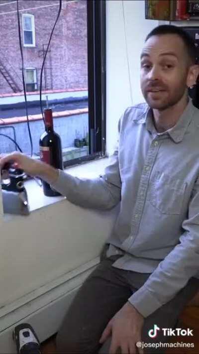 5 minute crafts wants to know his location.