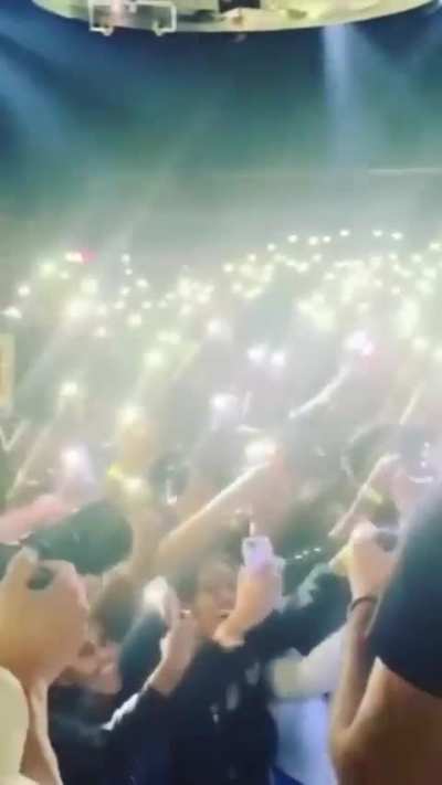 FanMade concert of Pop Smoke singing Hello Live If he were still alive 💫