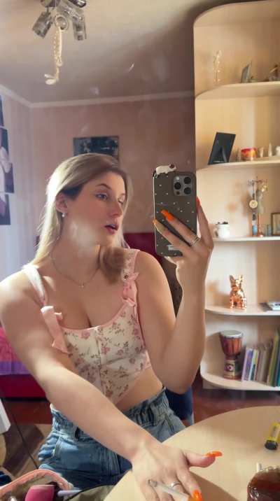 Take me on your lap and I'll smoke