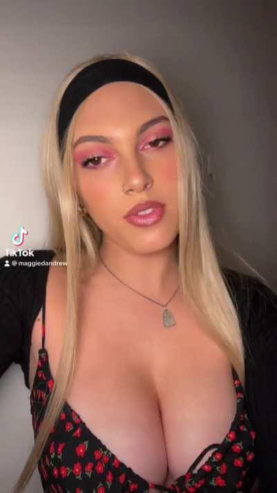 look in my eyes @maggiedandrew