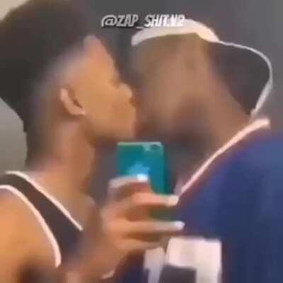 Me gustaría quel viejas me quitara el ban de discord 😔👌