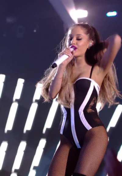 Throwback - Incredible Outfit