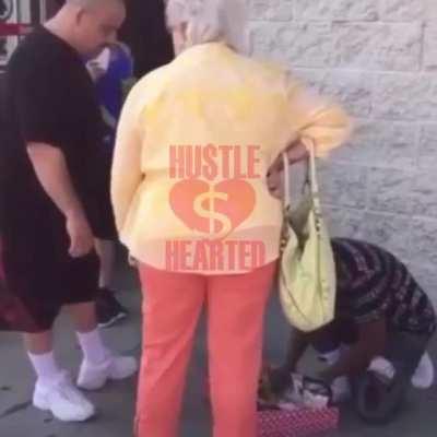 Karen harasses some kid just selling candy. Props to the dude who bought all of it, he’s a real one.