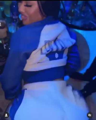 her & this outfit I gotta stroke one out now 😩😩