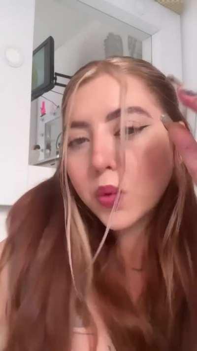 Rate this juicy ass from 1 to 10