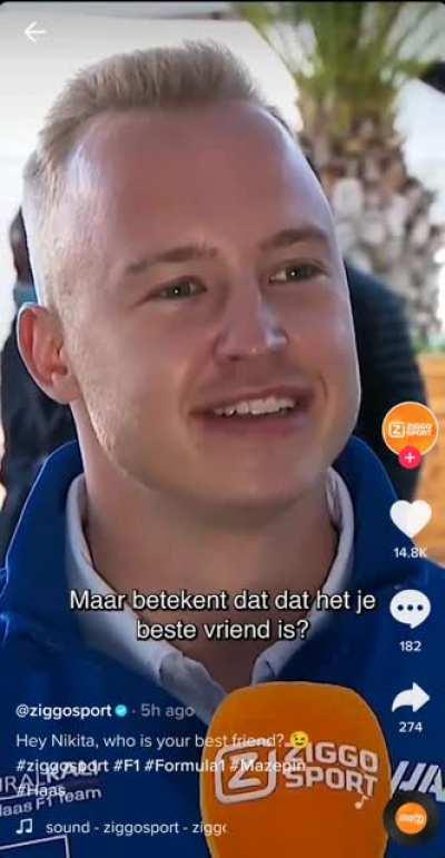 lmfao god bless the Ziggo reporters