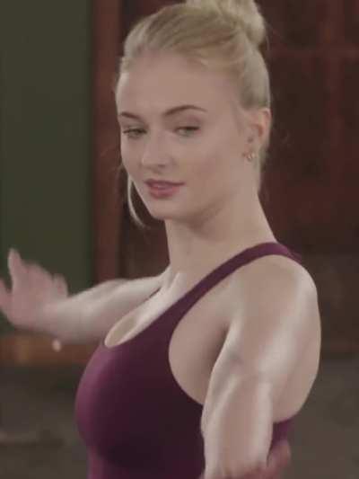 Sophie Turner's lovely tits