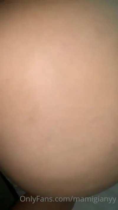 I buy exclusive content from hundreds of baddies ! Just join premium to see them all 🔥