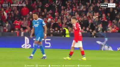 Mbappé saying to Prestianni: 