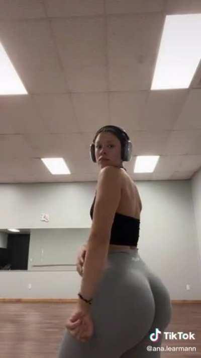 Miss booty herself Ana