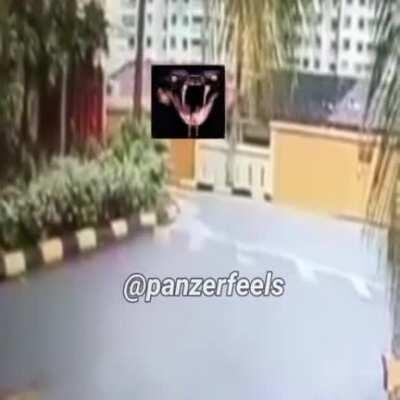 Momenti divertenti di youtubbe italiani in arabo?? 🇮🇹🇮🇹 الطفل الجشع يتحول إلى الإسلام Hater di allah e favagay muore 😂😂2015