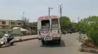 Condition of health care in BJP ruled Madhya Pradesh . Dont forget MP started cow ambulance when Muslims were lynched