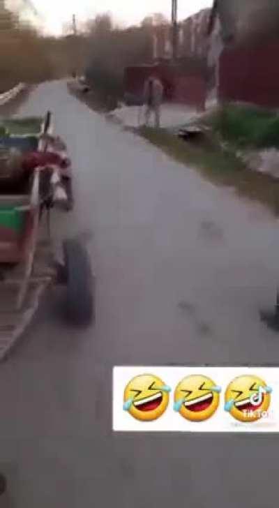 Futu-s biserica dumnezaului matii 😂😂😂