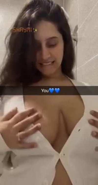 Paki Couple 👙 Full Collection pic & 25 Video 😍 She fire beauty 🥵