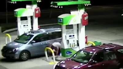 Idiot people make that's type of mistake to kill himself