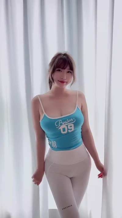 Son Ye-eun (손예은)