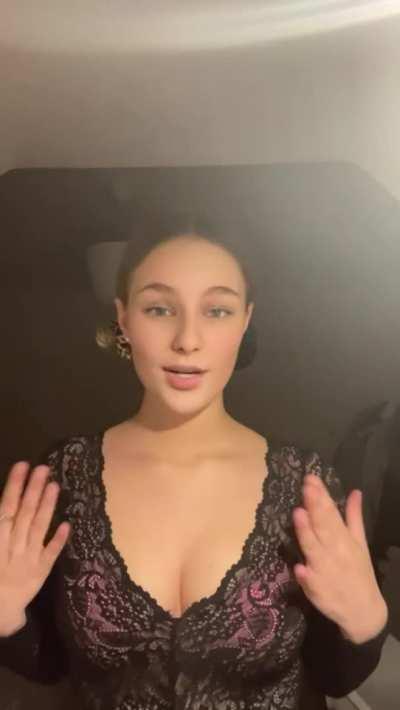 Be honest, would you masturbate if i sent you one of my nudes?