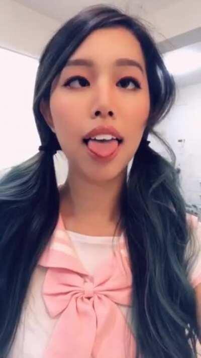 Horny schoolgirl ahegao :3