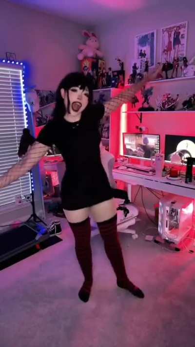 I love this cos of hers