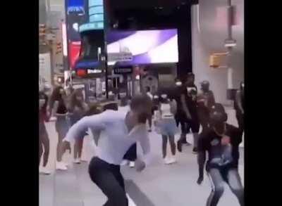 Every jojo episode :