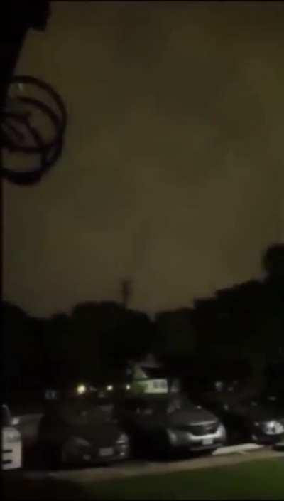 I live in Ohio these clouds are concerning af