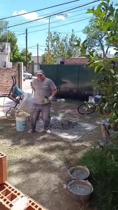 Aquí resonando las cuarteadoras que me encuentro