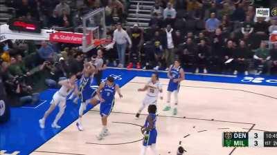 [Highlight] Christian Braun goes right at Giannis in transition