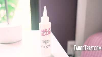 Bimbo Busty Aunt's Family Foursome