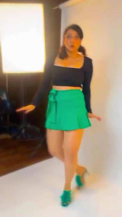 Mannara Chopra (New)