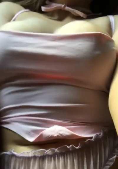 Do you like fat tight virgin pussies?