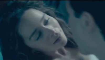 Emilia Clarke’s face when you drive your 9 inch cock into her tight pussy