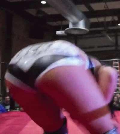 Tessa Blanchard 🍑