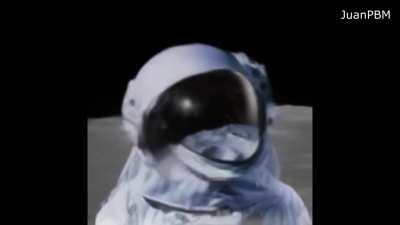 Acabei de ver um meme do astronauta na meme feira então quis colocar o que eu fiz :)