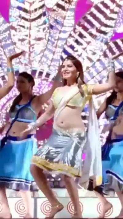 Samantha Ruth Prabhu - Garam Garam Chilaka Vertical Edit