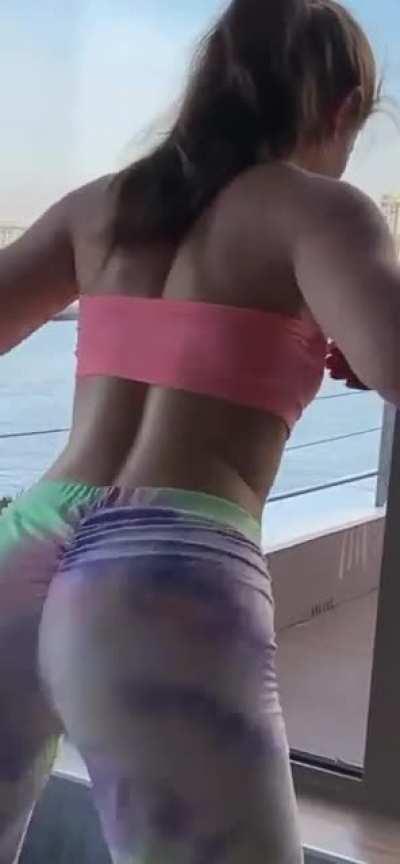Latest video (The way she moves her ass in this one is insane) 🔥