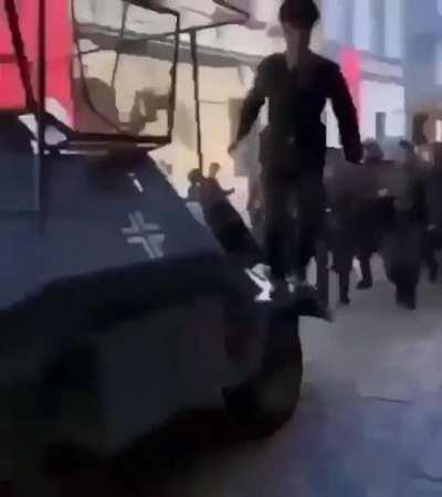 The boys are back in town!